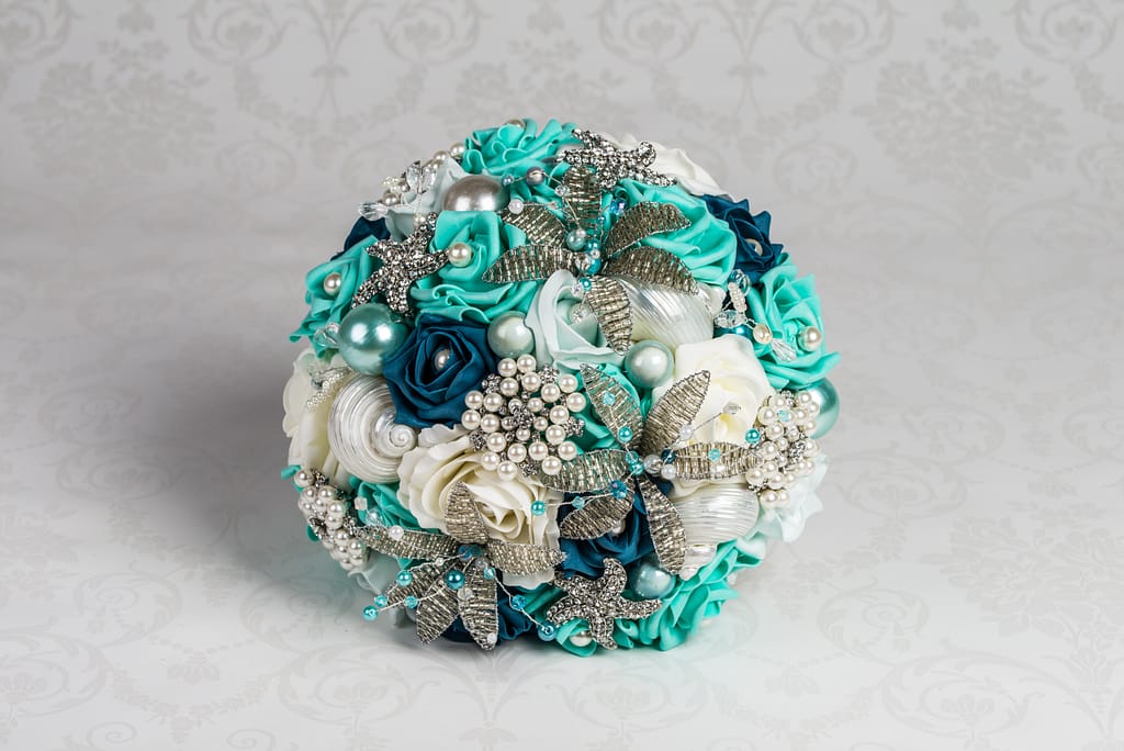 broach bouquet